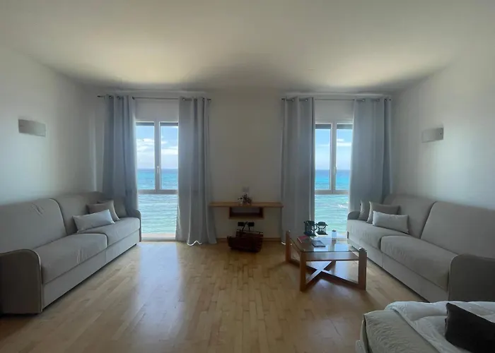Garibaldi Sea Suites